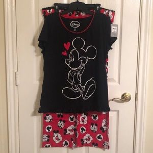 Disney Mickey Mouse pajama set